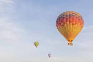 Images Dated 23rd September 2015: colorful hot air balloons