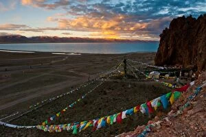 Images Dated 22nd May 2016: Colorful prayer flags at Namtso lake