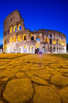 Images Dated 7th March 2015: The Colosseum at dawn in Rome, Italy