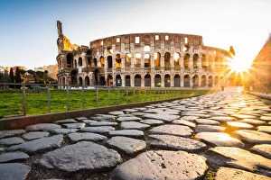 Images Dated 7th March 2015: The Colosseum at sunrise in Rome, Italy