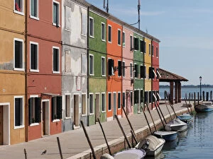 Images Dated 29th June 2015: Colourful houses near canal Burano