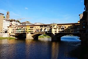 Ponte Vecchio Collection: Colourful Ponte Vecchio Bridge, Florence, Italy