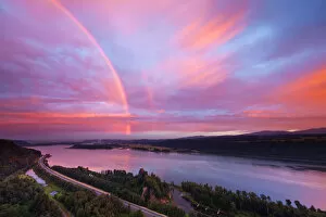 Jesse Estes Landscape Photography Gallery: Columbia river gorge rainbow