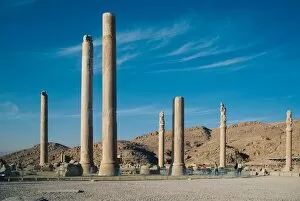 Images Dated 24th October 2014: Columns