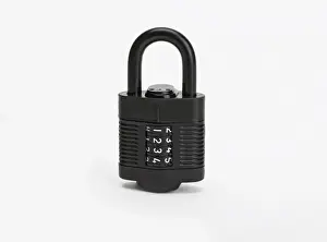 Combination padlock