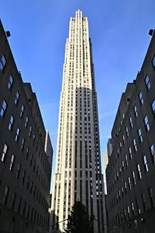 Rockefeller Centre Gallery: Comcast Building at 30 Rockefeller Center, New York City, Lower Manhattan, New York, USA