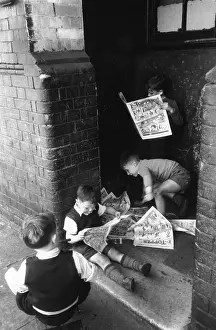 Picture Post Classics Prints: Comic Readers