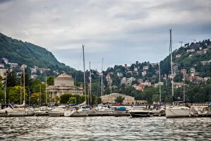 Images Dated 19th May 2017: Como Harbor