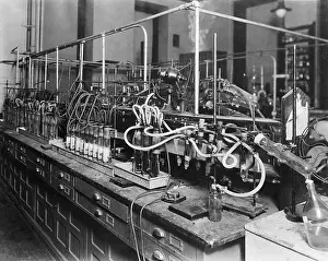 Complicated Rain-Collecting Apparatus in Laboratory