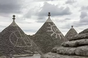 Images Dated 21st September 2016: The conical roofs of the Trulli Alberobello