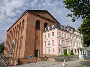 Images Dated 7th June 2014: Constantine Basilica and palace of Trier, Germany