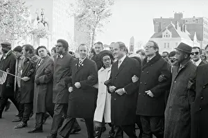 Mcgovern Prints: Coretta Scott King Walking Arm in Arm With Antiwar Advocates