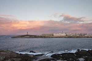 Images Dated 8th January 2009: A Coruna bay with Hercules Tower on background