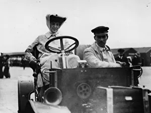 Motorsport Gallery: Couple In Car