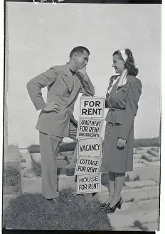 Lakeland Prints: Couple by Vacancy Signs