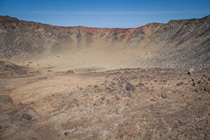 Images Dated 23rd December 2012: Crater of Pico Viejo volcano