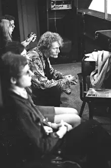 Cream Backstage