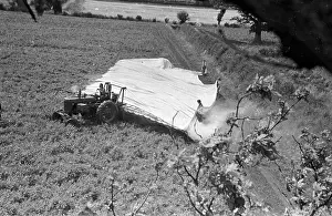 Cloth Prints: Crop Spraying