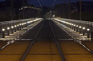 Images Dated 15th September 2011: Crossing Dom Luis I bridge at night, Porto