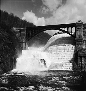 Images Dated 15th April 2016: Croton Dam In New York