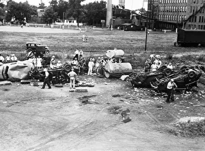 Litchfield Prints: Crowd Attacks Sect members and Wrecks Their Cars