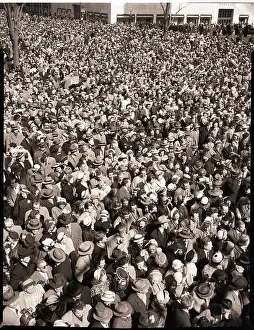 5th Avenue Prints: Crowd at Easter Parade on Fifth Avenue