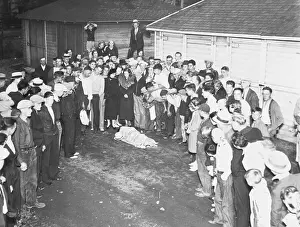 Crime Prints: Crowd Surrounding Body of Homer Van Meter
