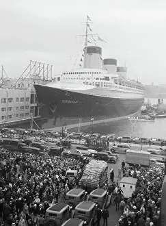 Overhead Prints: Crowd views S.S. Normandie