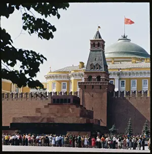 Crowds Outside Lenin Tomb Site