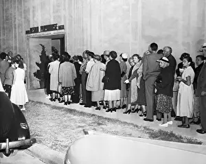Comedienne Prints: Crowds Wait to Get into Desilu Studio