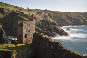Images Dated 29th September 2012: Crown Mines, Bottalock, Lands End, Cornwall