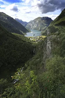 Images Dated 11th August 2014: Cruise ships in Geirangerfjord, Geiranger town