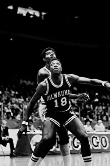 Prints of Curtis Perry of the Milwaukee Bucks in the 1972-1973 season at the Chicago Stadium in Chicago, Il. (Photo by Paul Natkin/Getty Images) Courtside Vibes: Stunning Basketball Prints: Curtis Perry of the Milwaukee Bucks in the 1972-1973 season at the Chicago Stadium in Chicago