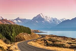 Images Dated 13th December 2016: Curvy road leading to Mt Cook (Aoraki) at sunrise