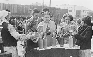 Bucharest Prints: Customers Testing Odor of Black Market Salad Oil