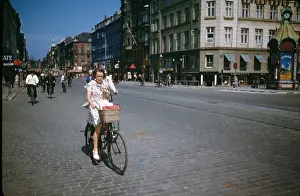 Lac0090 Prints: CYCLISTS IN COPENHAGEN