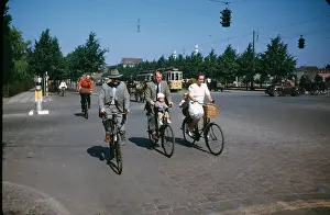 Lac0090 Prints: CYCLISTS IN COPENHAGEN
