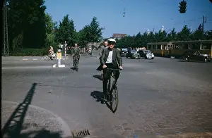Lac0090 Prints: CYCLISTS IN COPENHAGEN