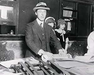Griffith Prints: D. W. Griffith Visiting Chicago Newspaper with Gish Girls