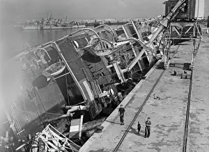Huty32801 Prints: Damaged French Ship