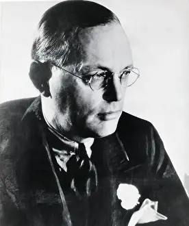 Damon Runyon Head And Shoulders Photo