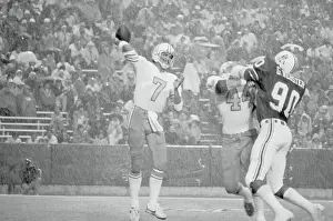 Dan Pastorini Aiming Football