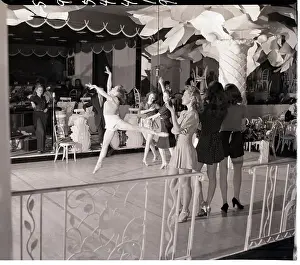 Watching Prints: Dance Rehearsal at the Copacabana