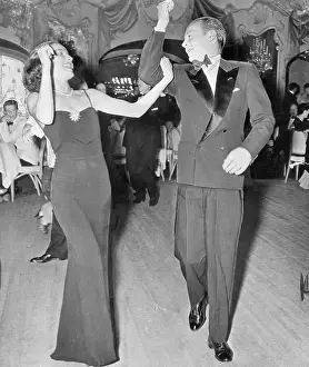 Dancing Full-Length