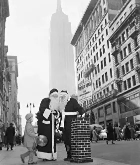 5th Avenue Prints: Danish Santa Claus in New York