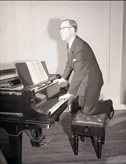 Tenor Prints: Danish Tenor Gerd Schiotz