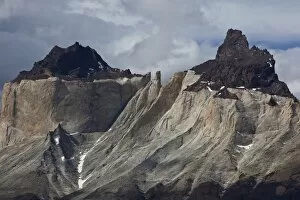 Images Dated 28th December 2010: Dark peaks, Cuernos del Paine granite mountains, Torres del Paine National Park, Lake Pehoe