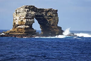 Images Dated 6th December 2011: Darwins Arch, Darwin Island, Galapagos