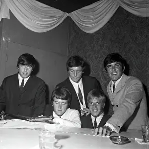 Dave Clark 5 Around A Piano