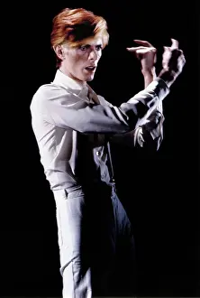 David Bowie Performing